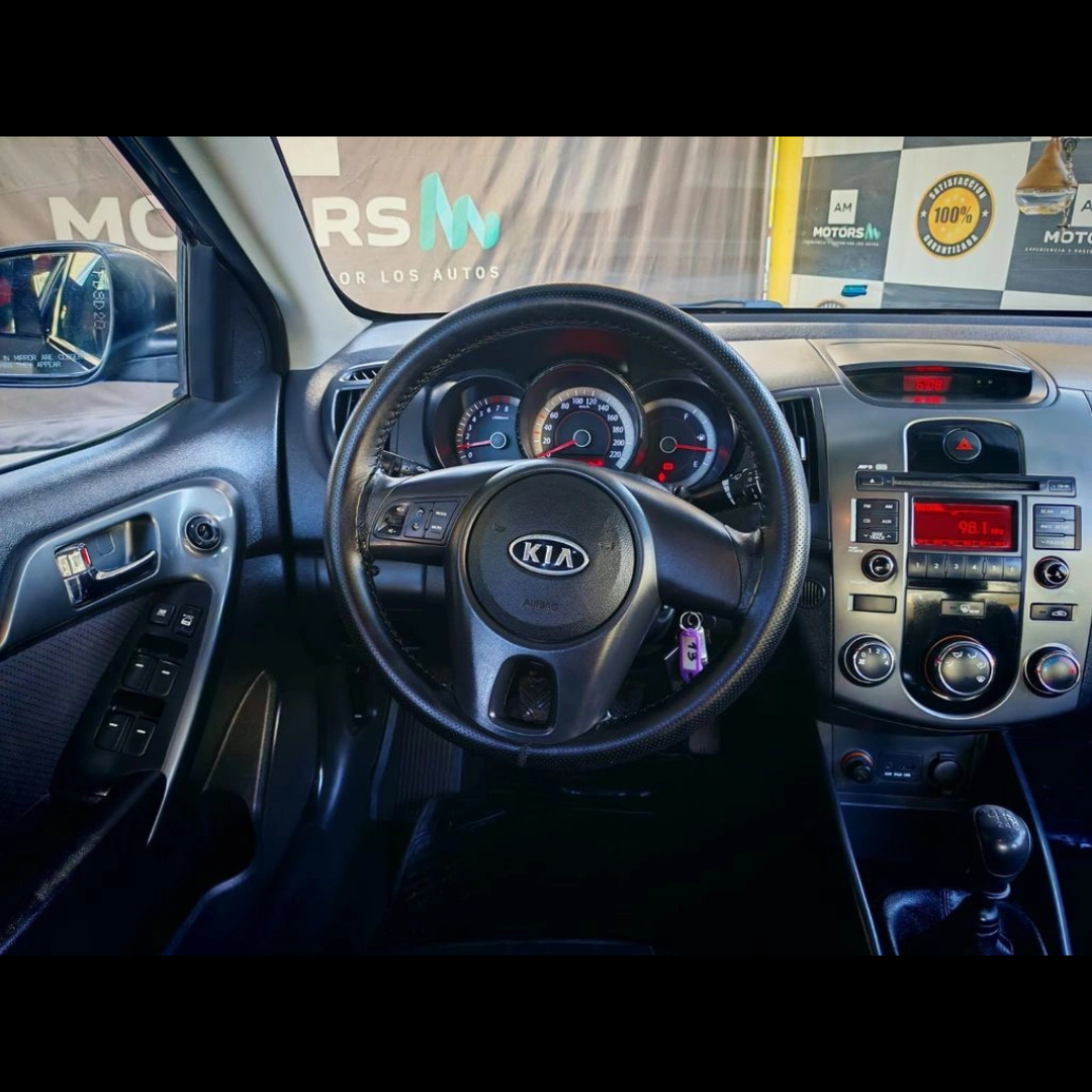 Cerato - Año 2013 12