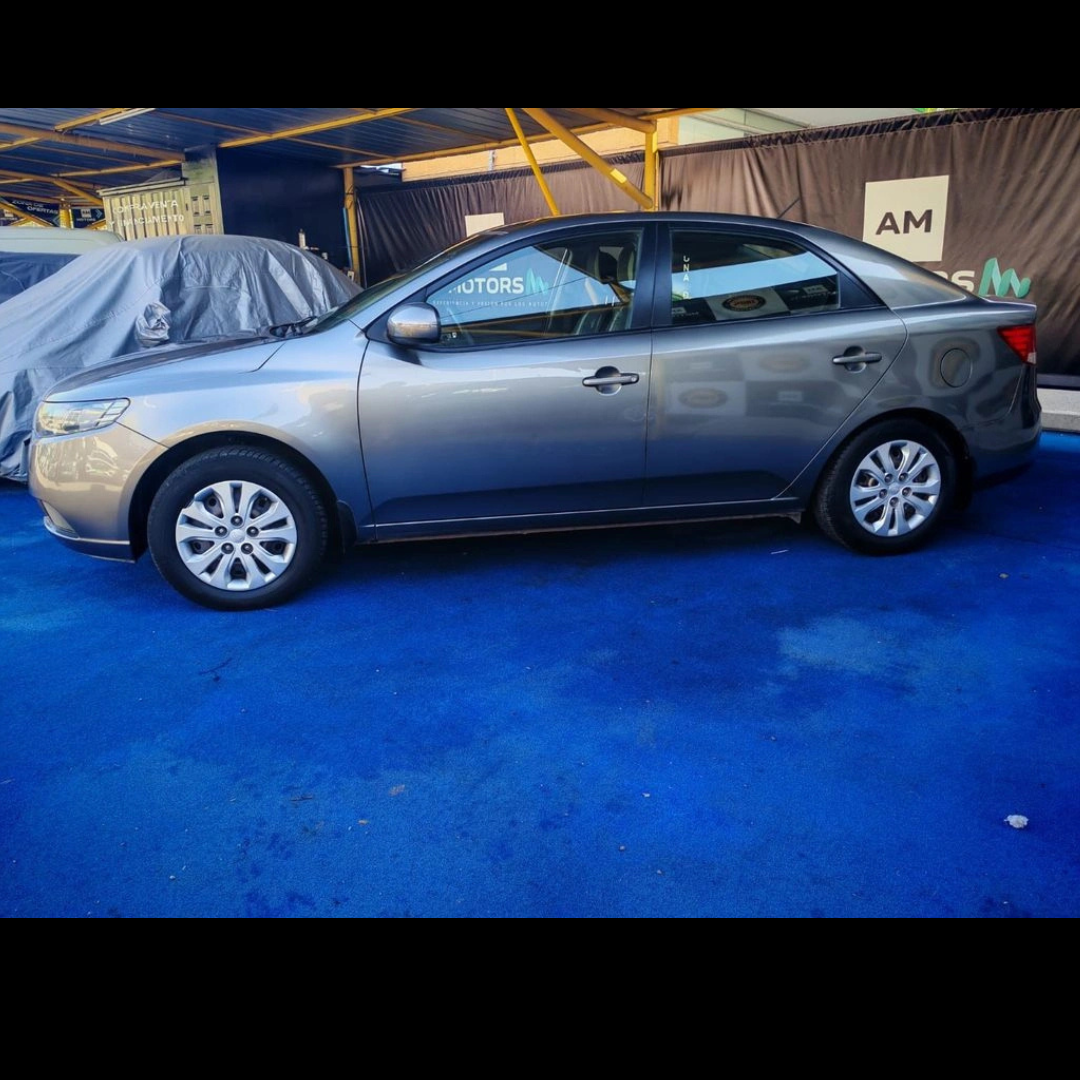 Cerato - Año 2013 9