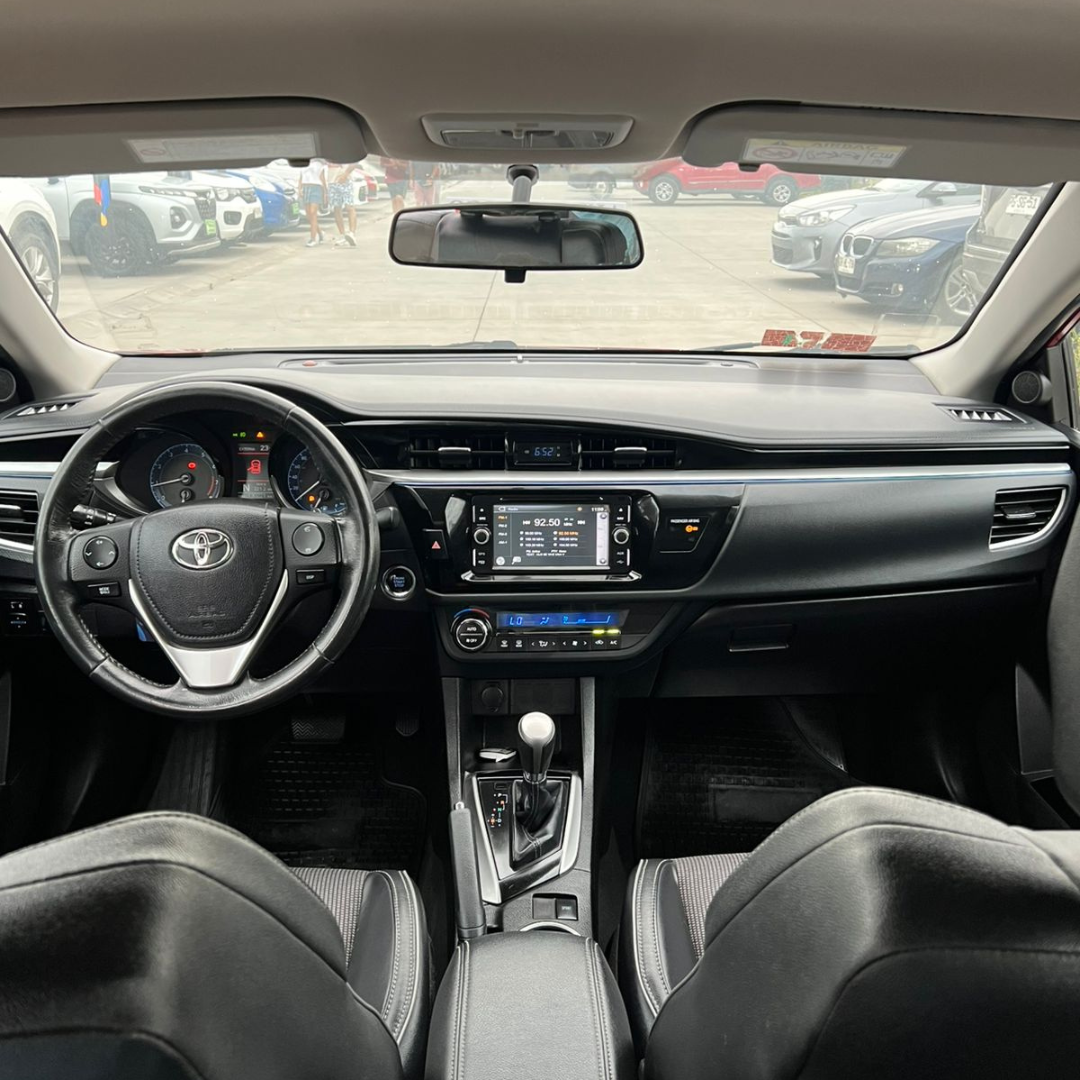 Corolla - Año 2015 8