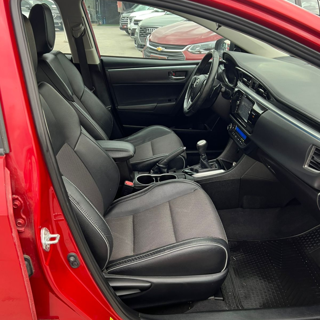 Corolla - Año 2015 16