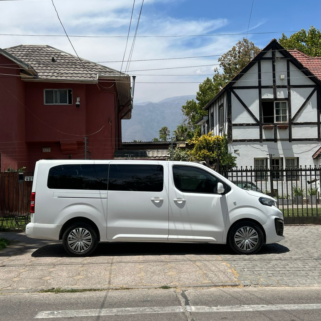 Traveller Business Blue HDI - Año 2022 3