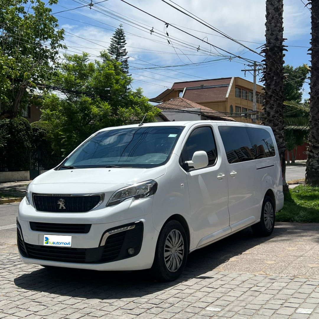 Traveller Business Blue HDI - Año 2022 8