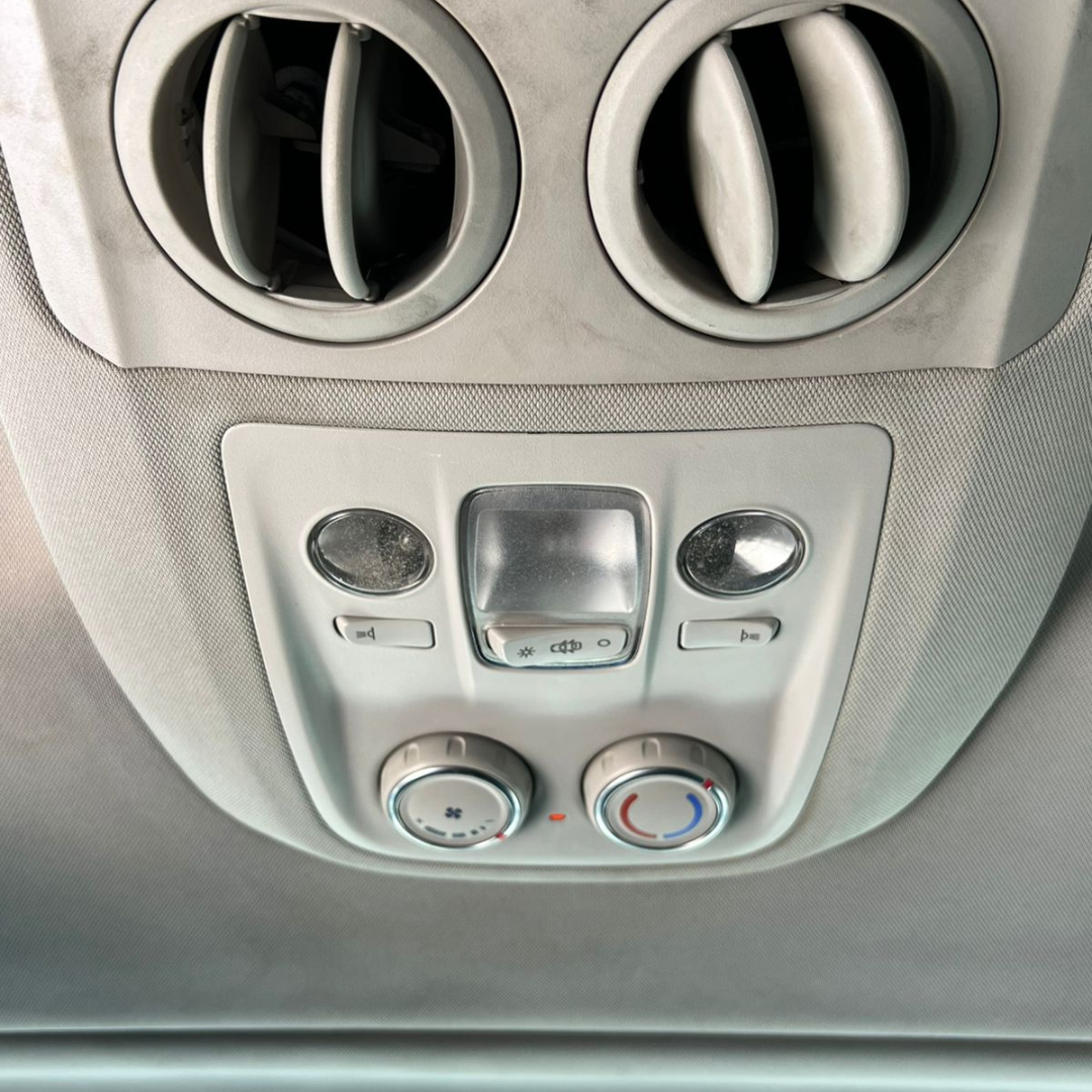 Traveller Business Blue HDI - Año 2022 15