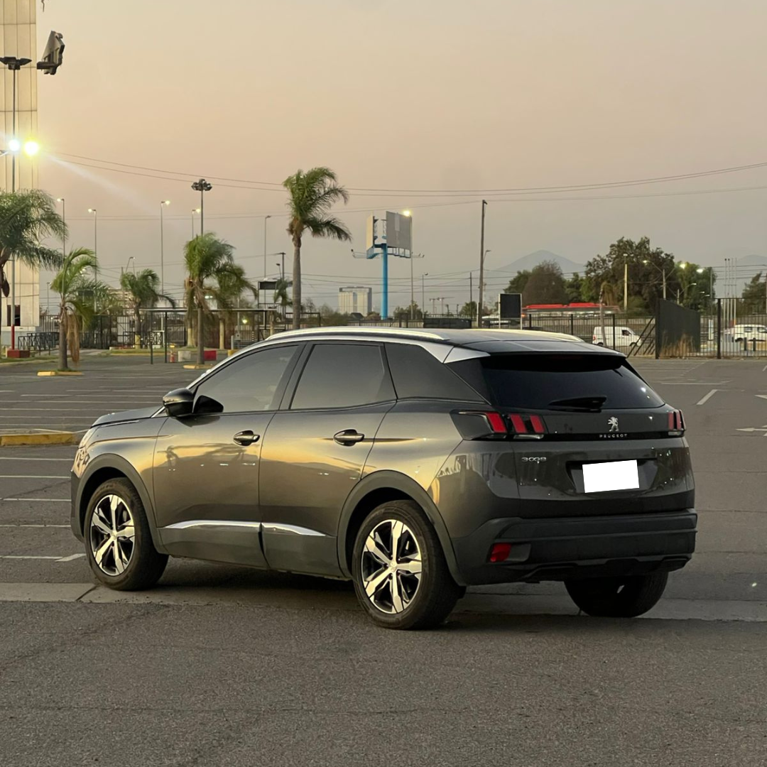 3008 Blue HDI - Año 2023 7