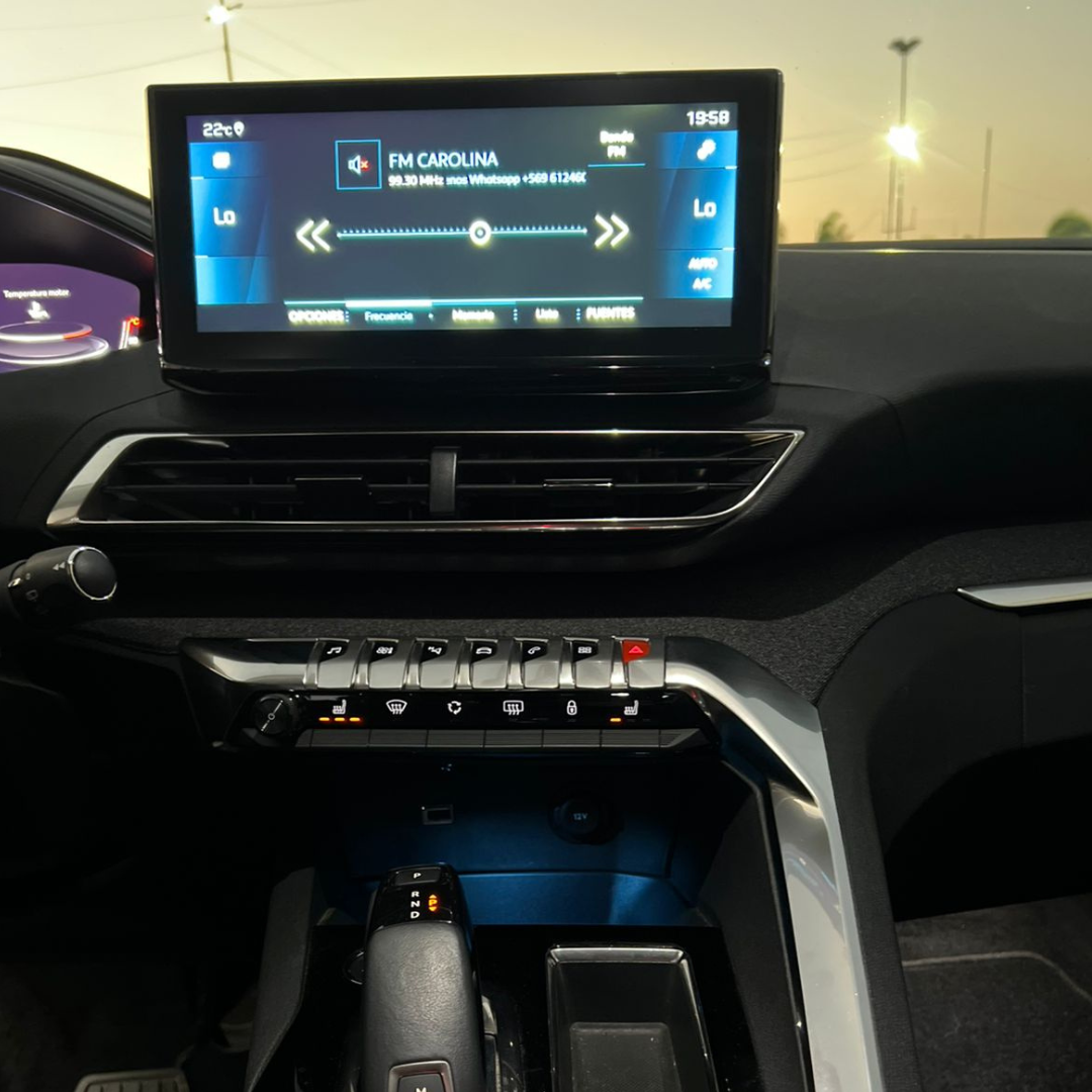 3008 Blue HDI - Año 2023 15