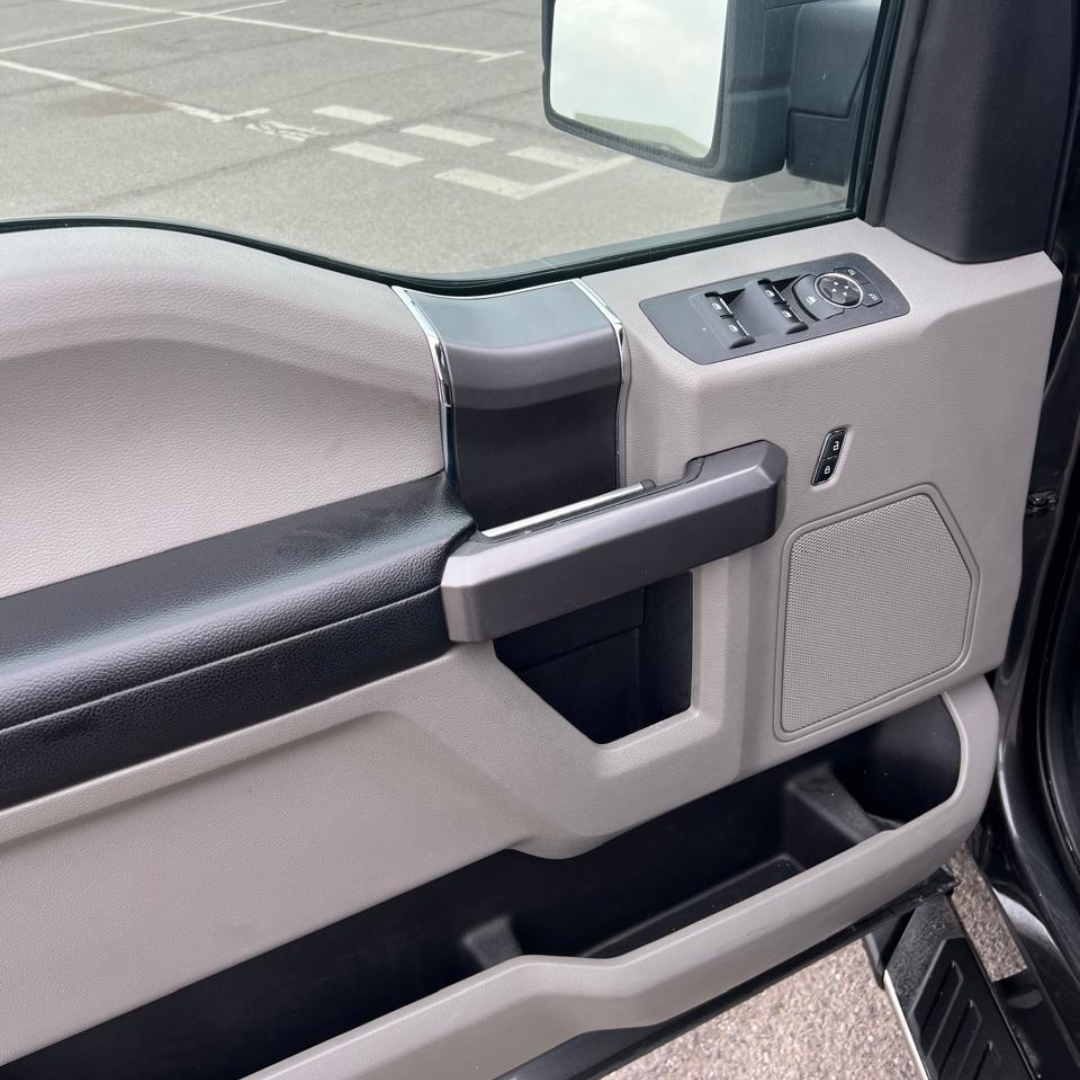 F-150 XLT 4x4 - Año 2020 18
