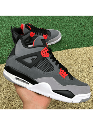 Air Jordan 4