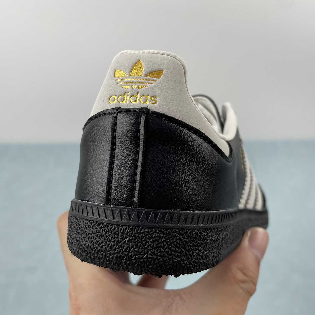 Adidas Samba  4