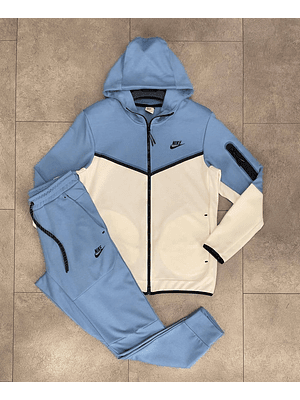 Nike Tech Fleece