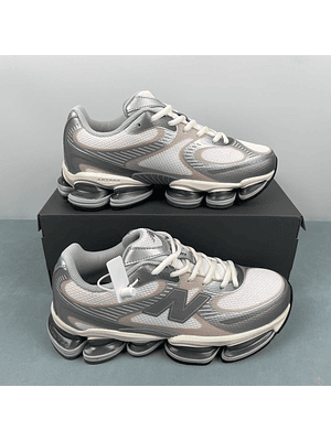New Balance 2000