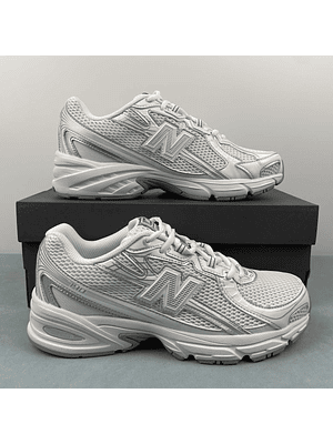 New Balance 740