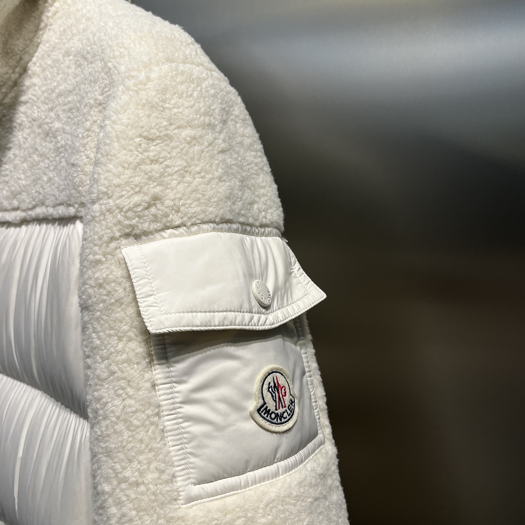 Casaco Moncler 4