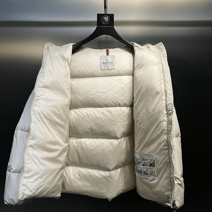Casaco Moncler 7