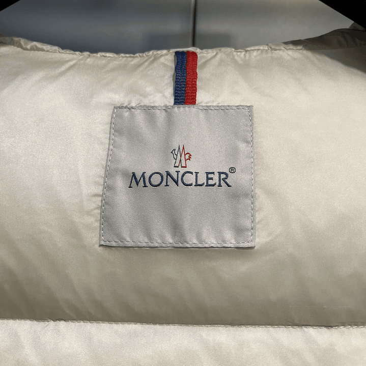 Casaco Moncler 8