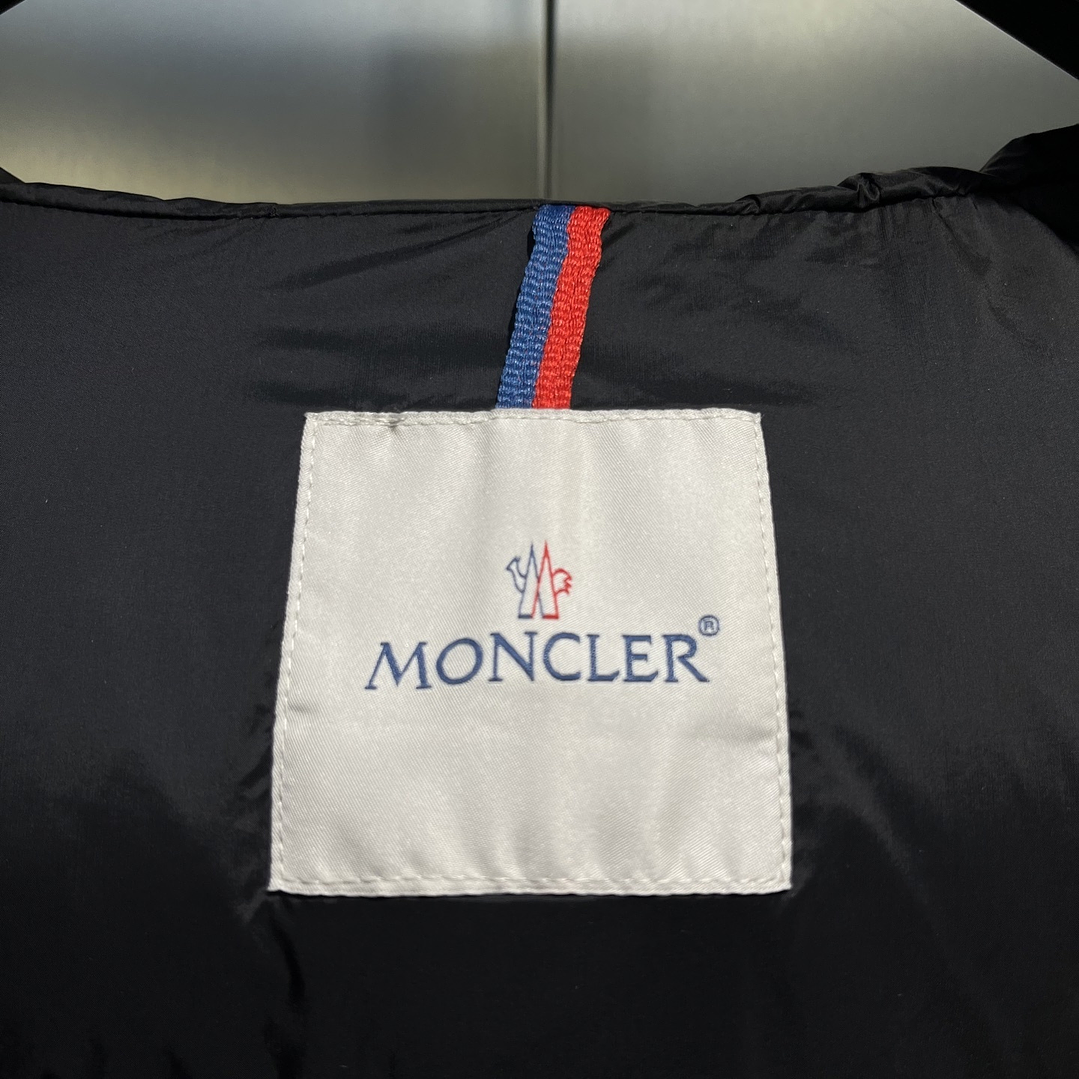 Casaco Moncler 8