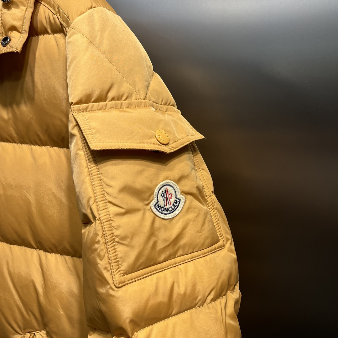 Casaco Moncler  4
