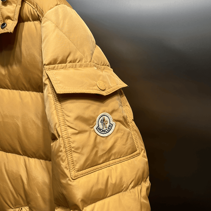 Casaco Moncler  4