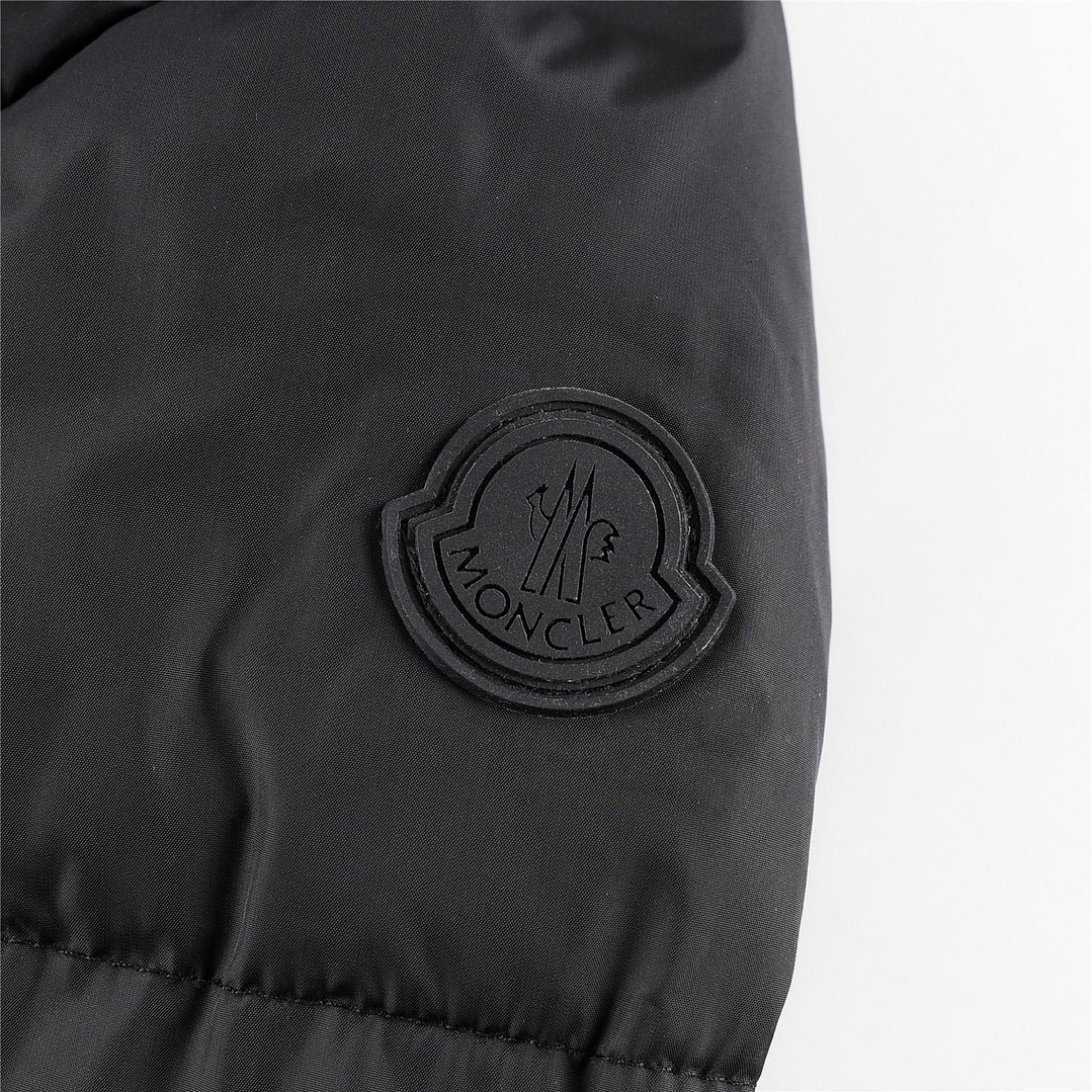 Casaco Moncler  4