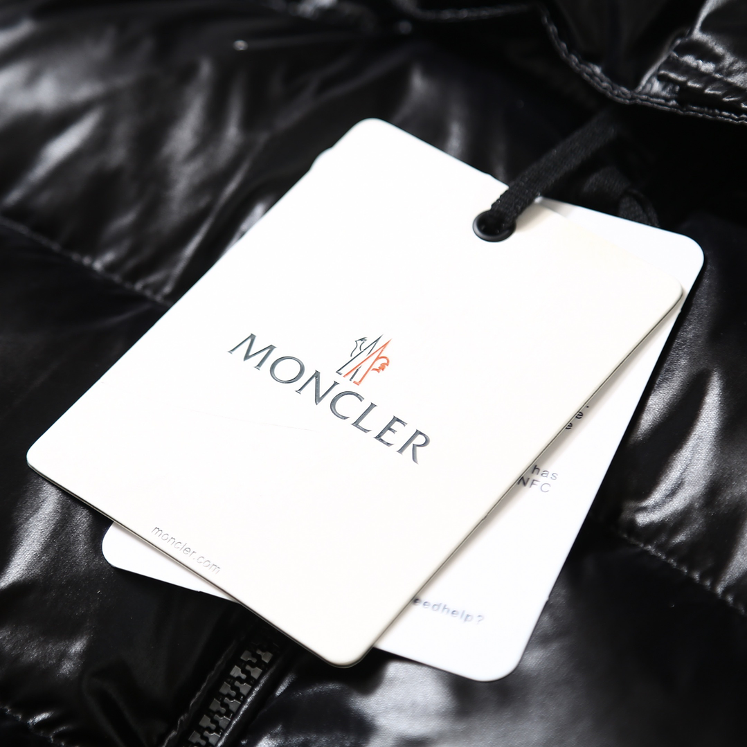 Moncler Jackets & Coats 9