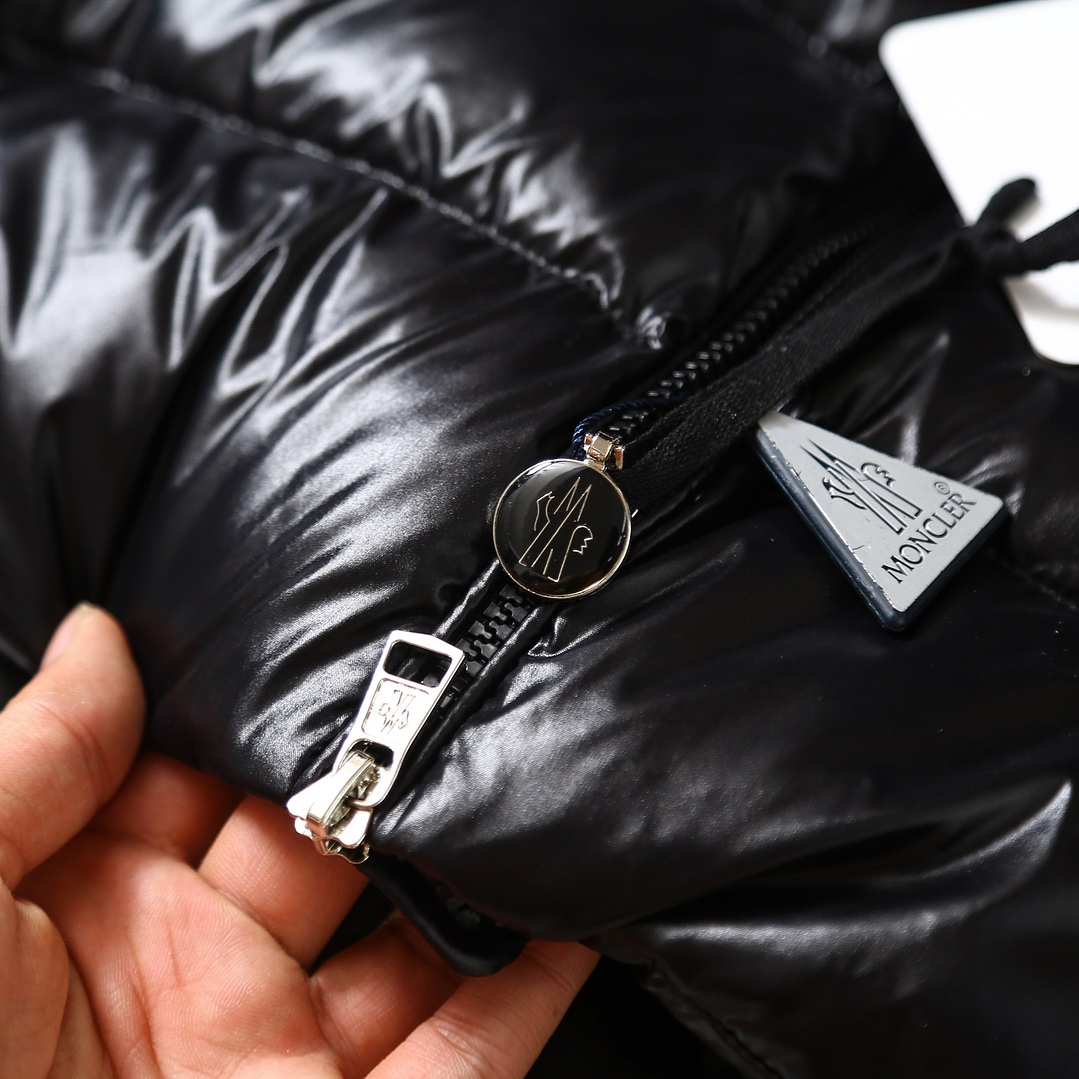 Moncler Jackets & Coats 15