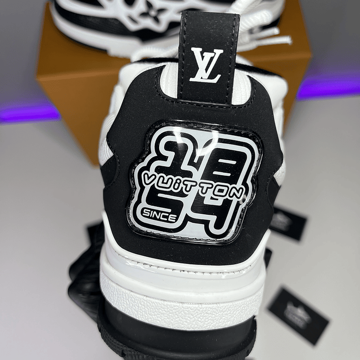 Louis Vuitton Skate 9