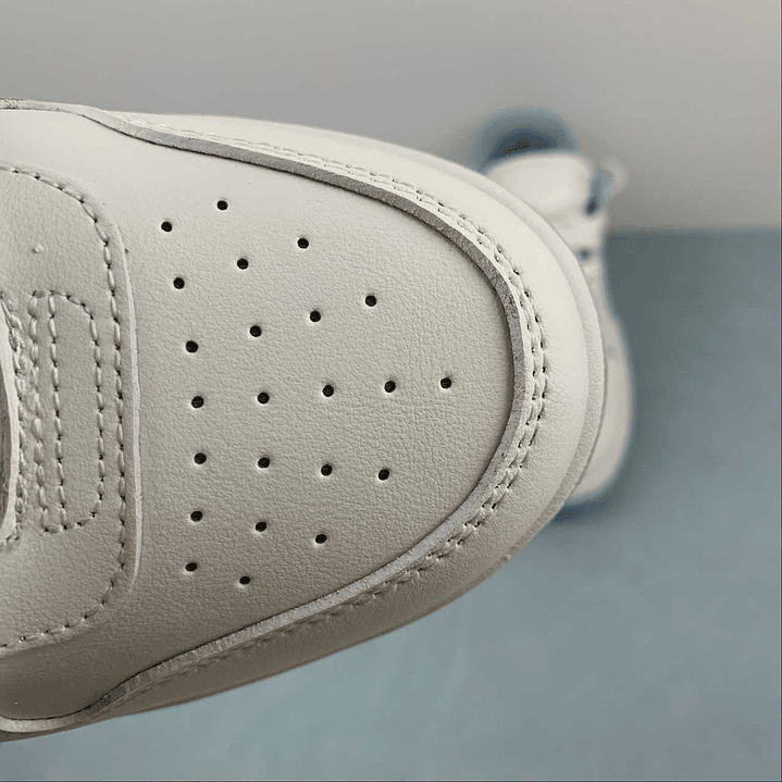 OFF-WHITE Out Of Office 