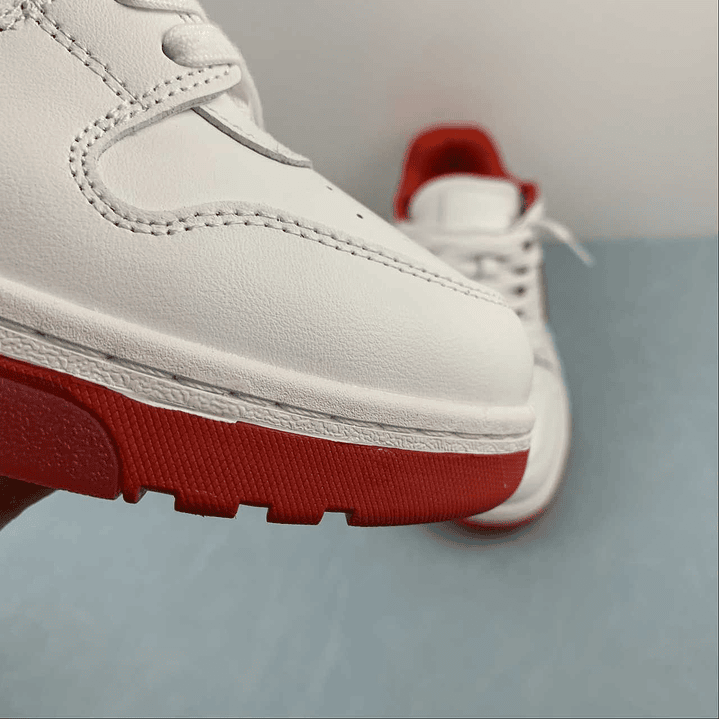 OFF-WHITE Out Of Office 