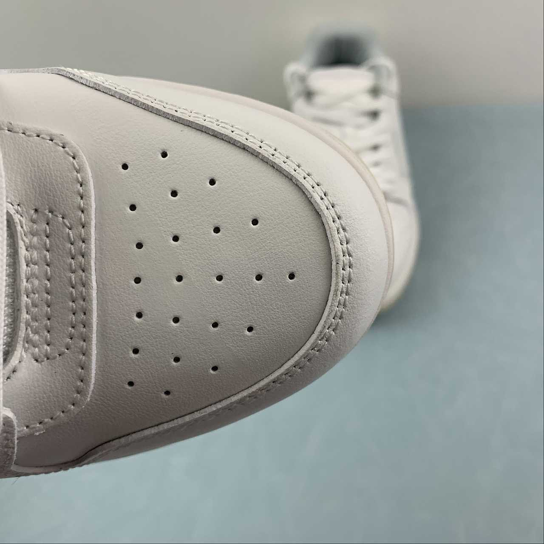 OFF-WHITE Out Of Office 