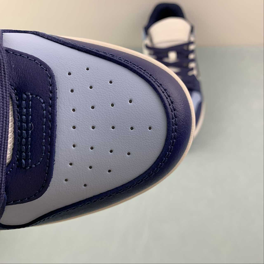 OFF-WHITE Out Of Office 