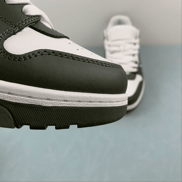 OFF-WHITE Out Of Office 