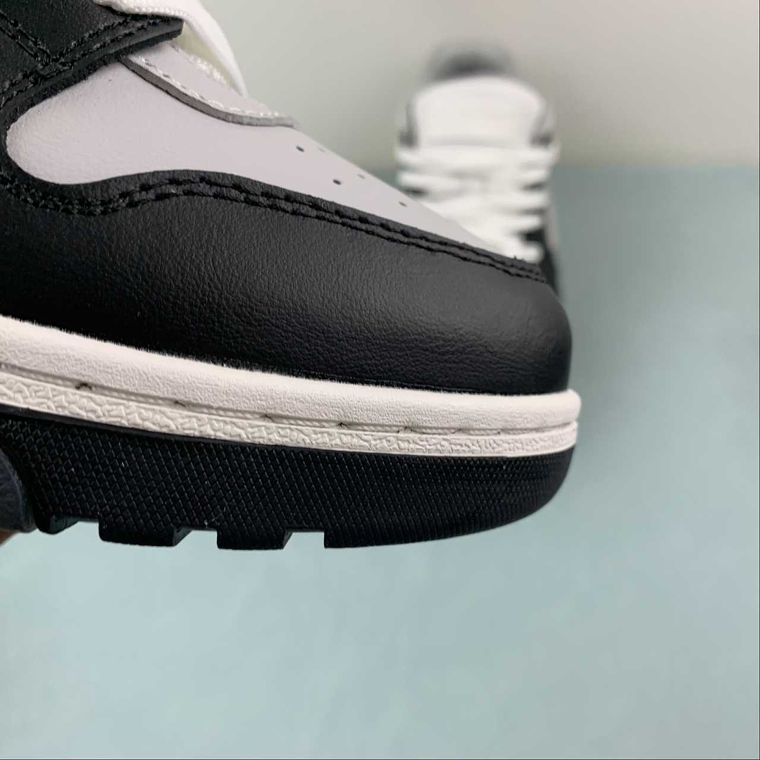 OFF-WHITE Out Of Office 