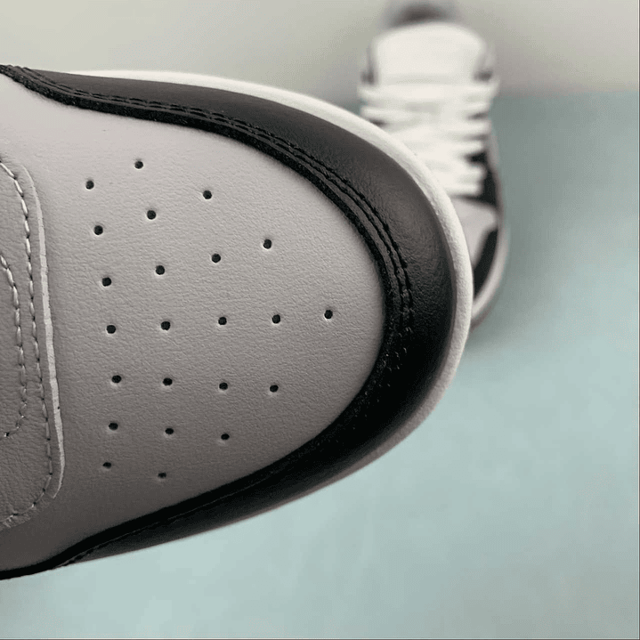 OFF-WHITE Out Of Office 