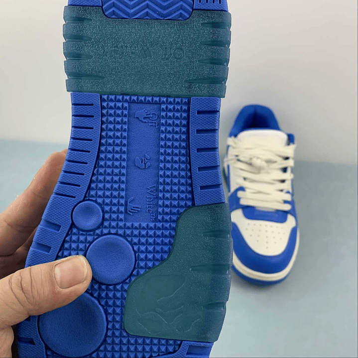 OFF-WHITE Out Of Office 