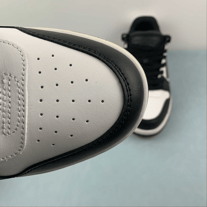 OFF-WHITE Out Of Office 