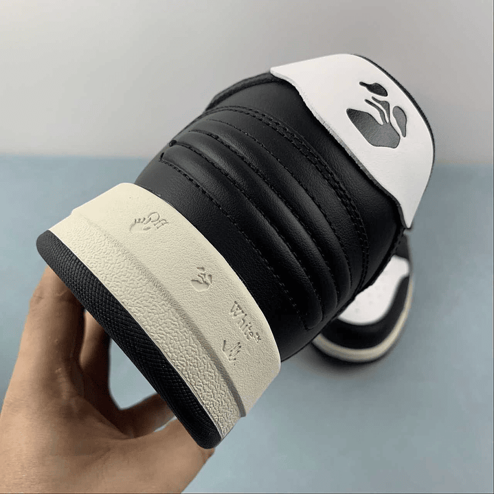 OFF-WHITE Out Of Office 