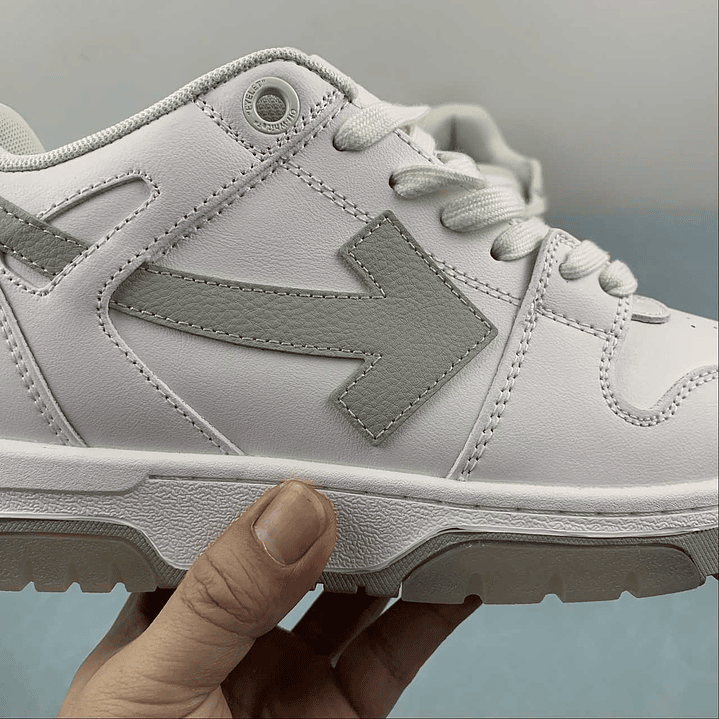 OFF-WHITE Out Of Office 