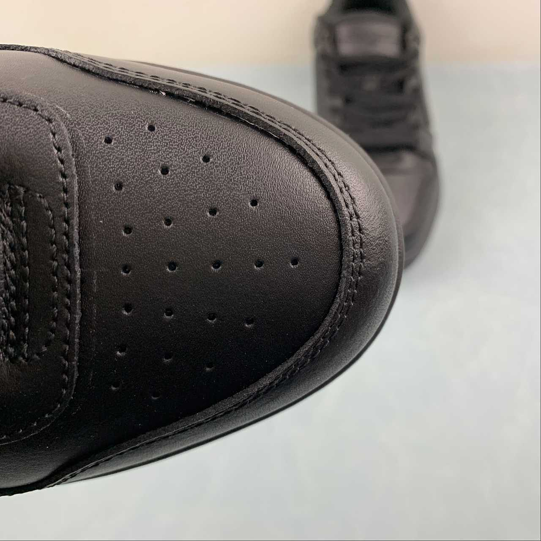 OFF-WHITE Out Of Office 