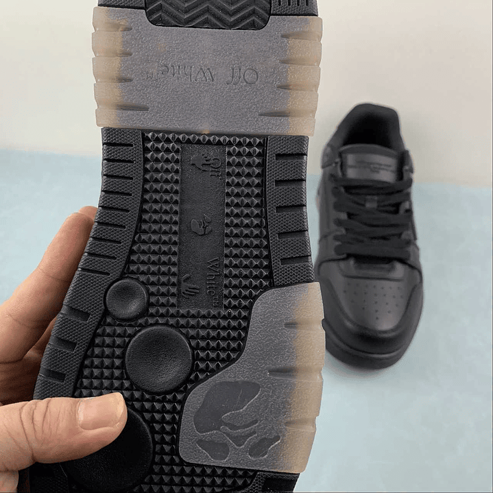 OFF-WHITE Out Of Office 