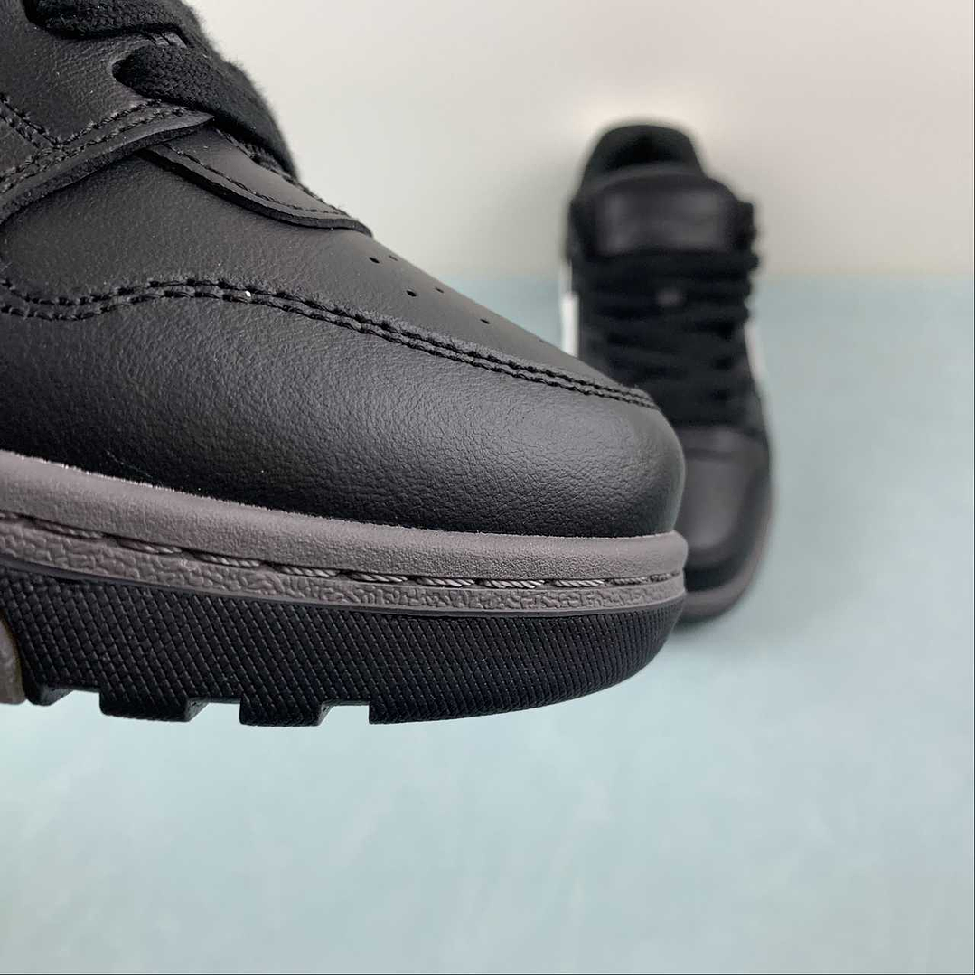 OFF-WHITE Out Of Office 