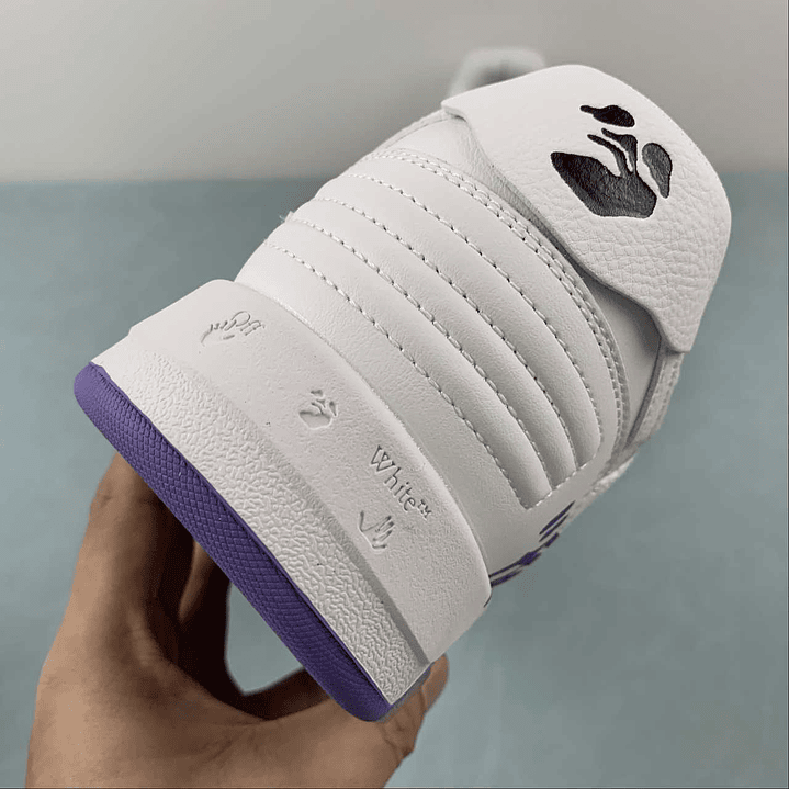 OFF-WHITE Out Of Office 