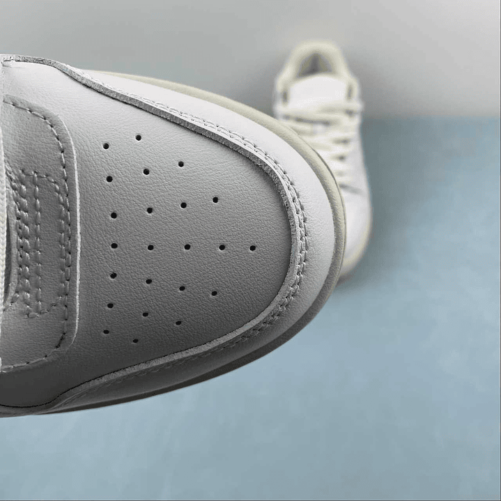 OFF-WHITE Out Of Office 