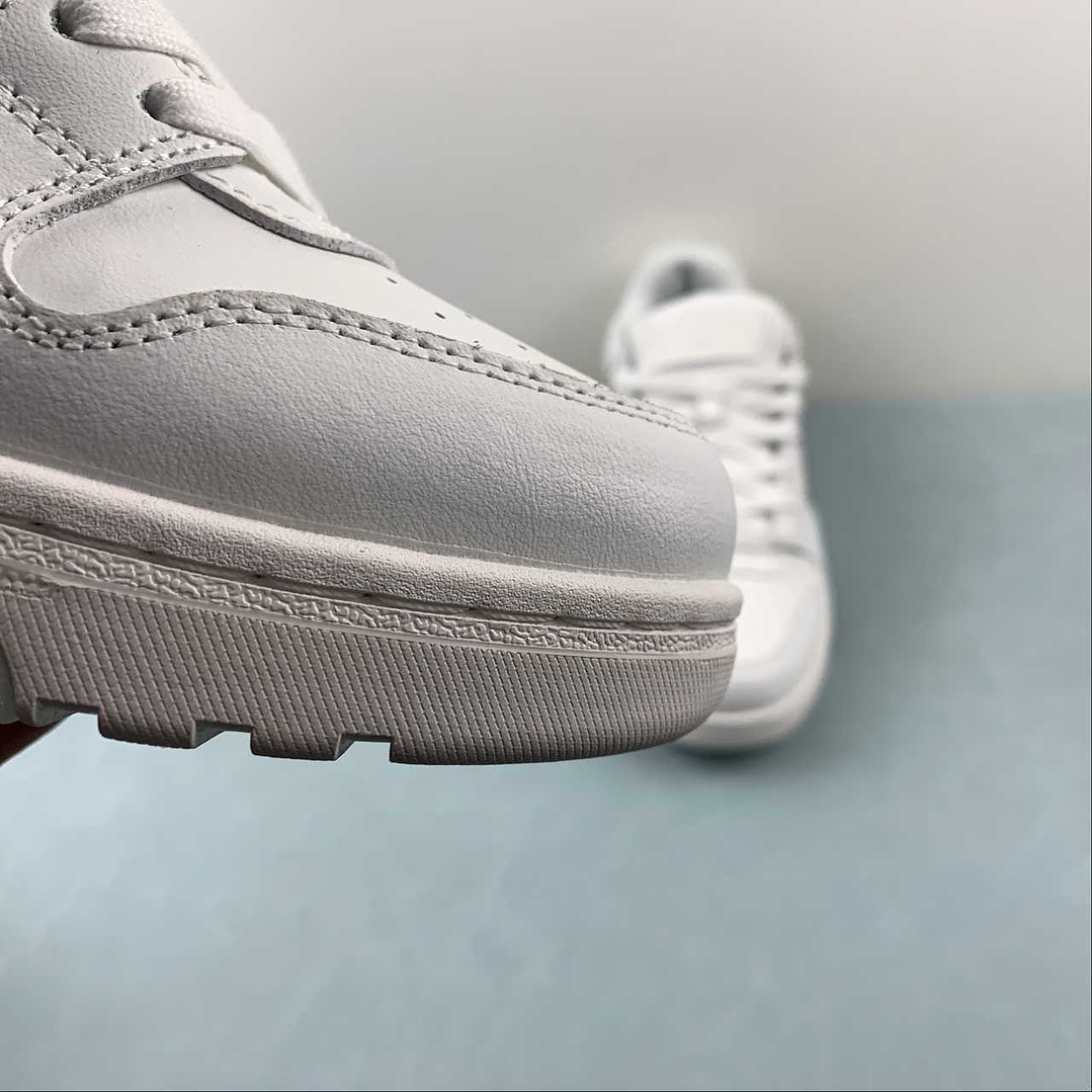 OFF-WHITE Out Of Office 