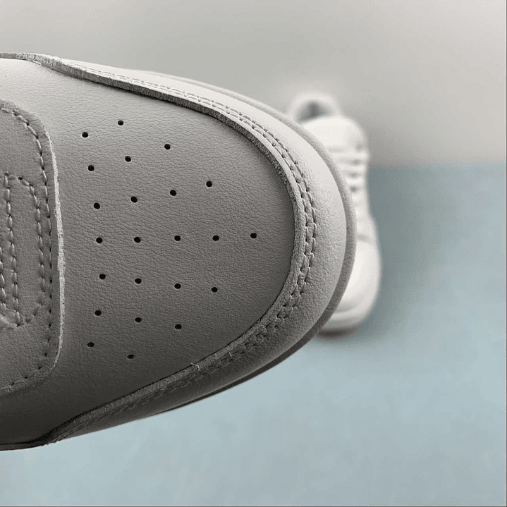 OFF-WHITE Out Of Office 