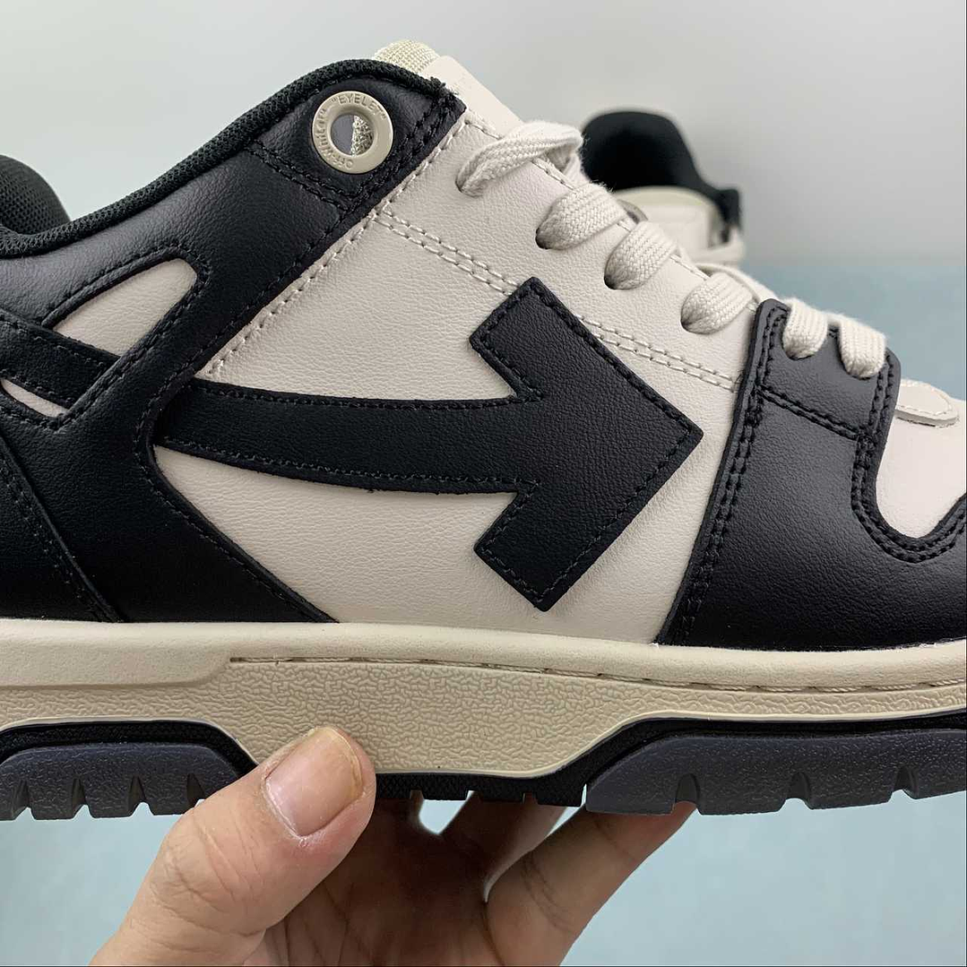 OFF-WHITE Out Of Office 