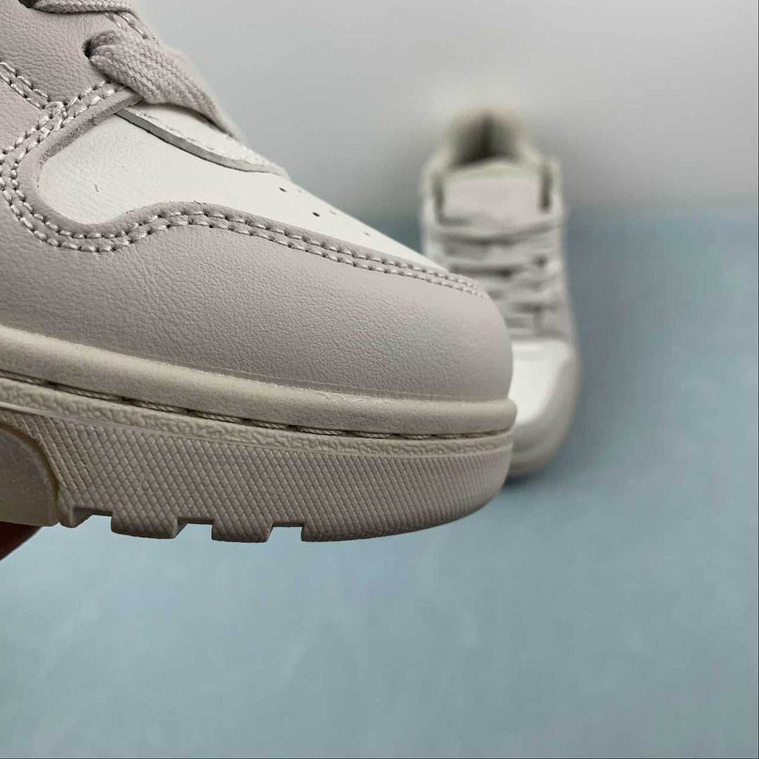 OFF-WHITE Out Of Office 