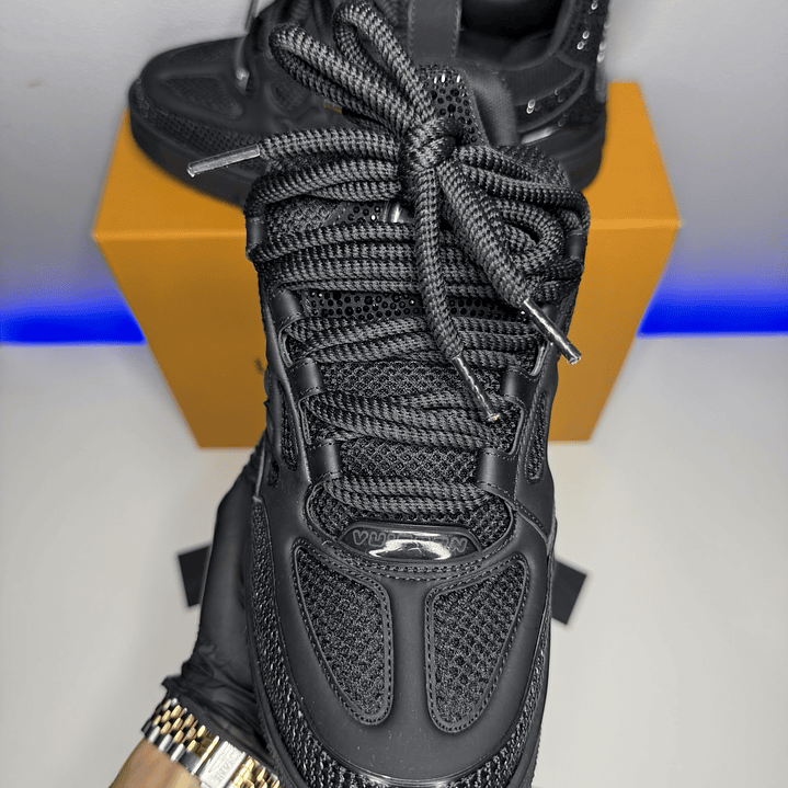 Louis Vuitton Skate Swarovski  8