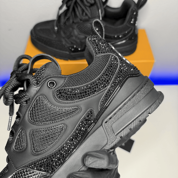 Louis Vuitton Skate Swarovski  9