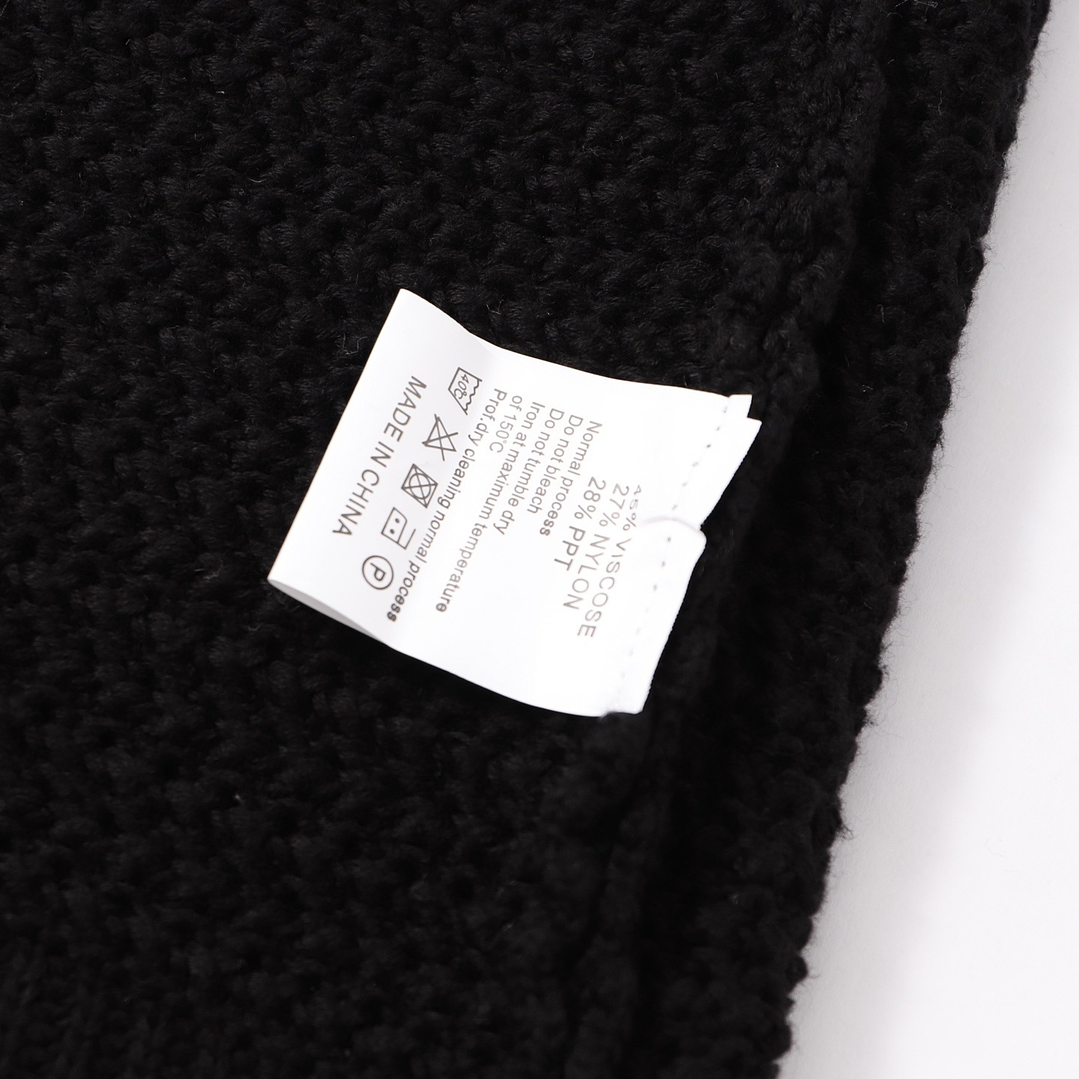 Casablanca Sweater 4