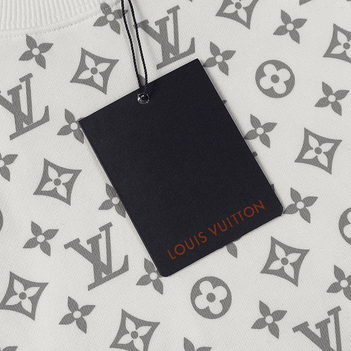 Louis Vuitton Sweater 4