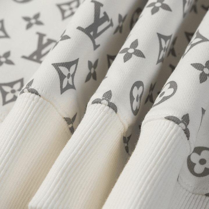 Louis Vuitton Sweater 10